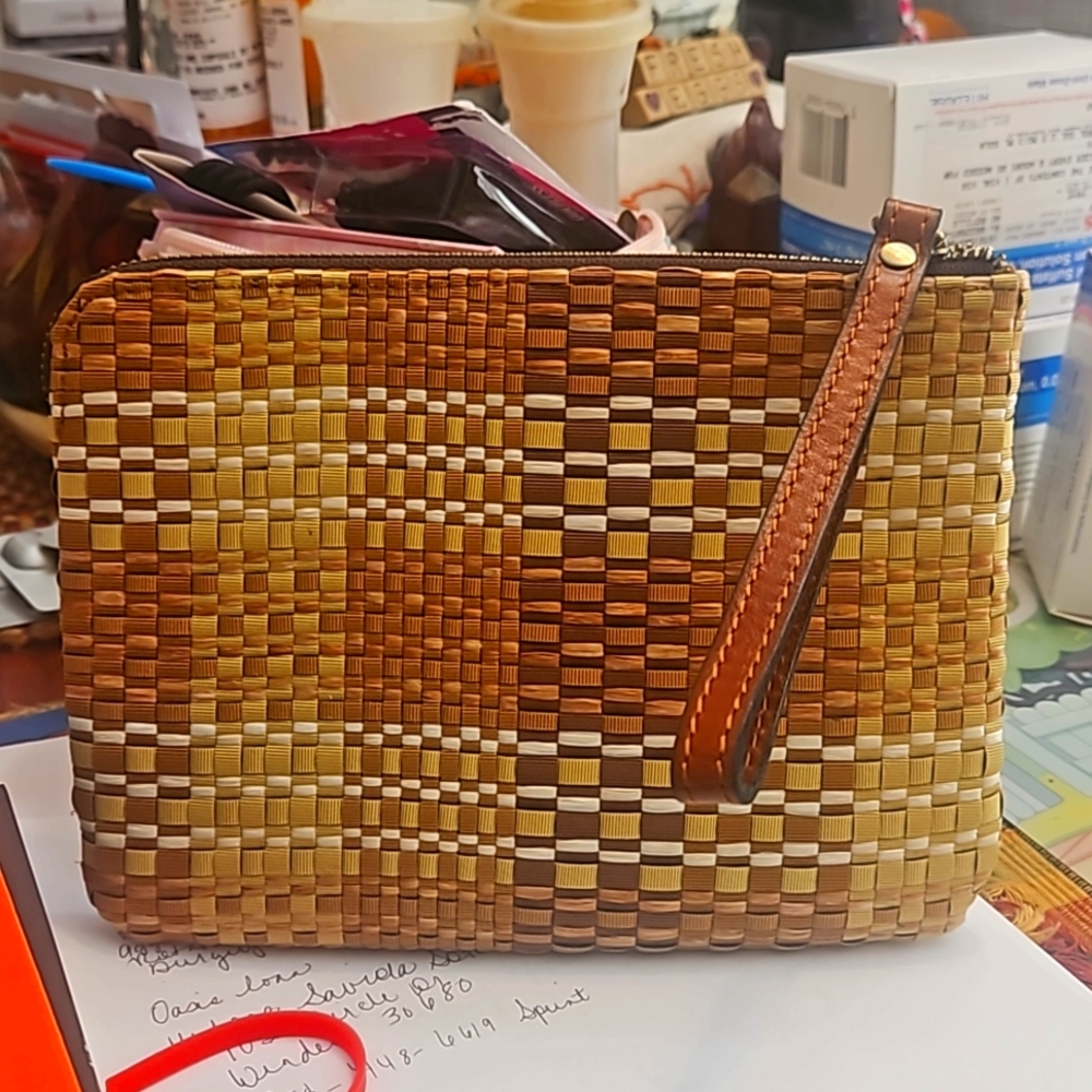 Patricia Nash wristlet